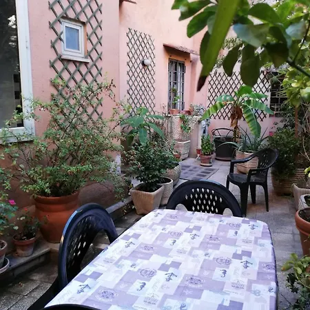 In Rome-trastevere - Amorhome דירה רומא